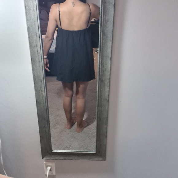Cute black mini dress - Picture 9 of 9